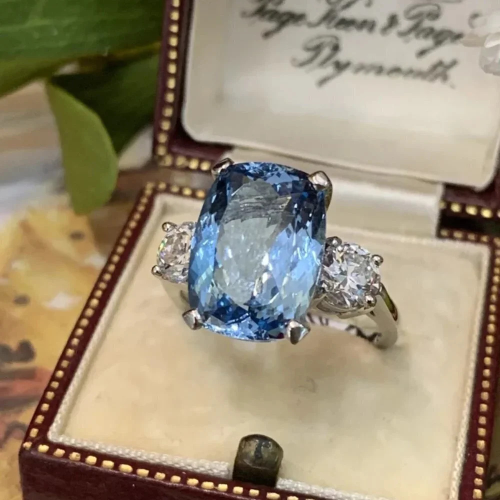 🦋Crystal Clear Large Radiant Cut CZ Silver Plated Beautiful Ring, UNVN12…